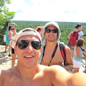 Meet your Posher, Nic